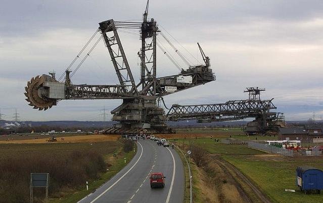 Biggest Vehicle in the World: Bagger 293 | Sometimes ...