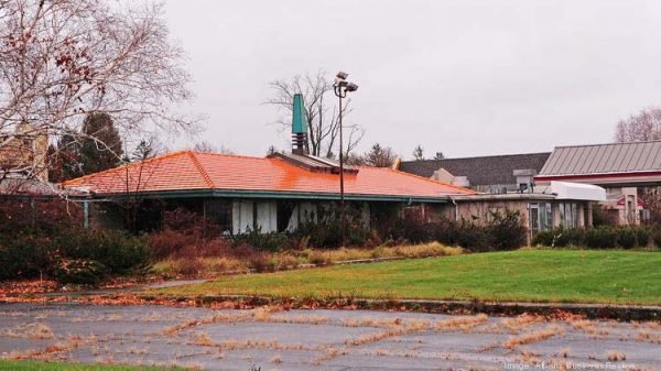 Also not a survivor: This abandoned Howard Johnson's in Albany, NY